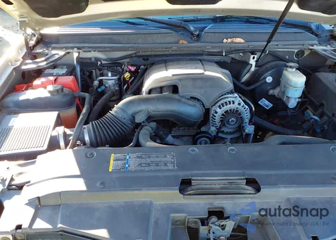 2007 Chevrolet Suburban 1500 Lt из США, поврежденный, VIN 1GNFC16067J229681